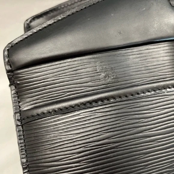 Louis Vuitton Riviera black Epi leather handbag - Picture 7 of 8